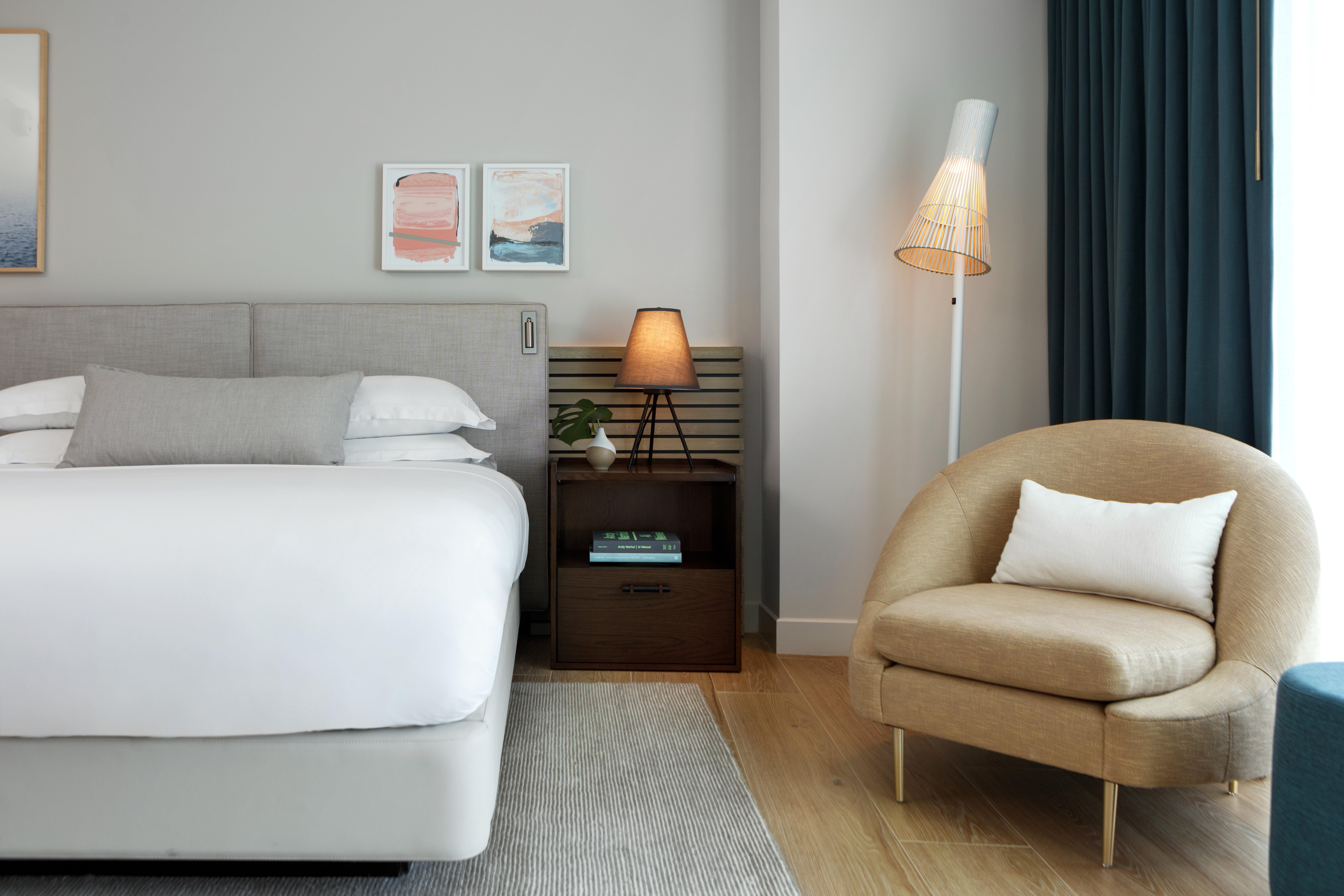 Kimpton Epic Hotel By Ihg Miami Exterior photo A bedroom at the London Edition