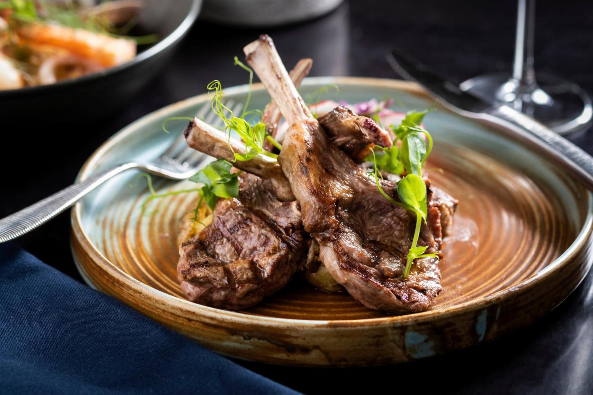 Kimpton Epic Hotel By Ihg Miami Exterior photo Rack of lamb