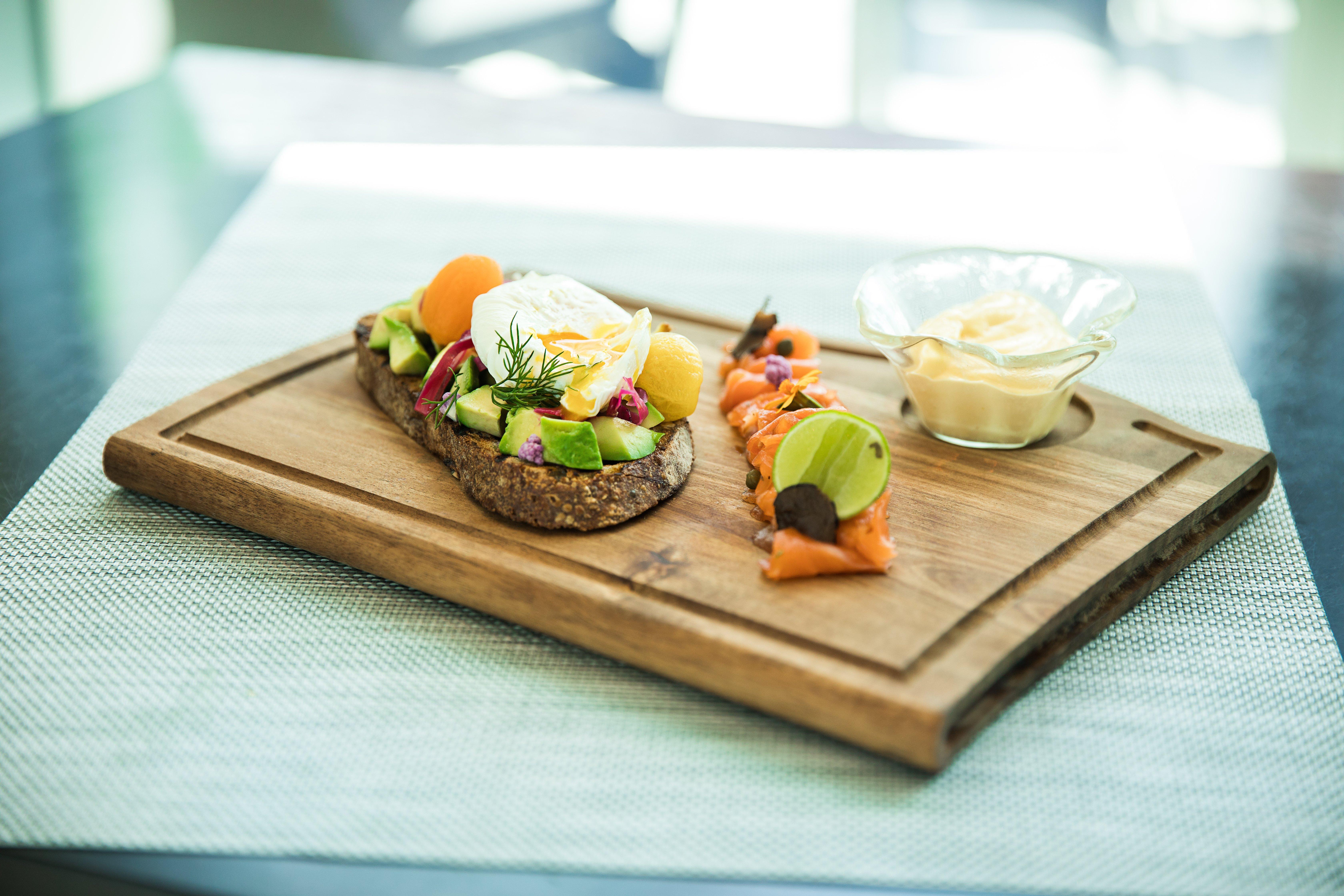 Kimpton Epic Hotel By Ihg Miami Exterior photo A wooden cutting board