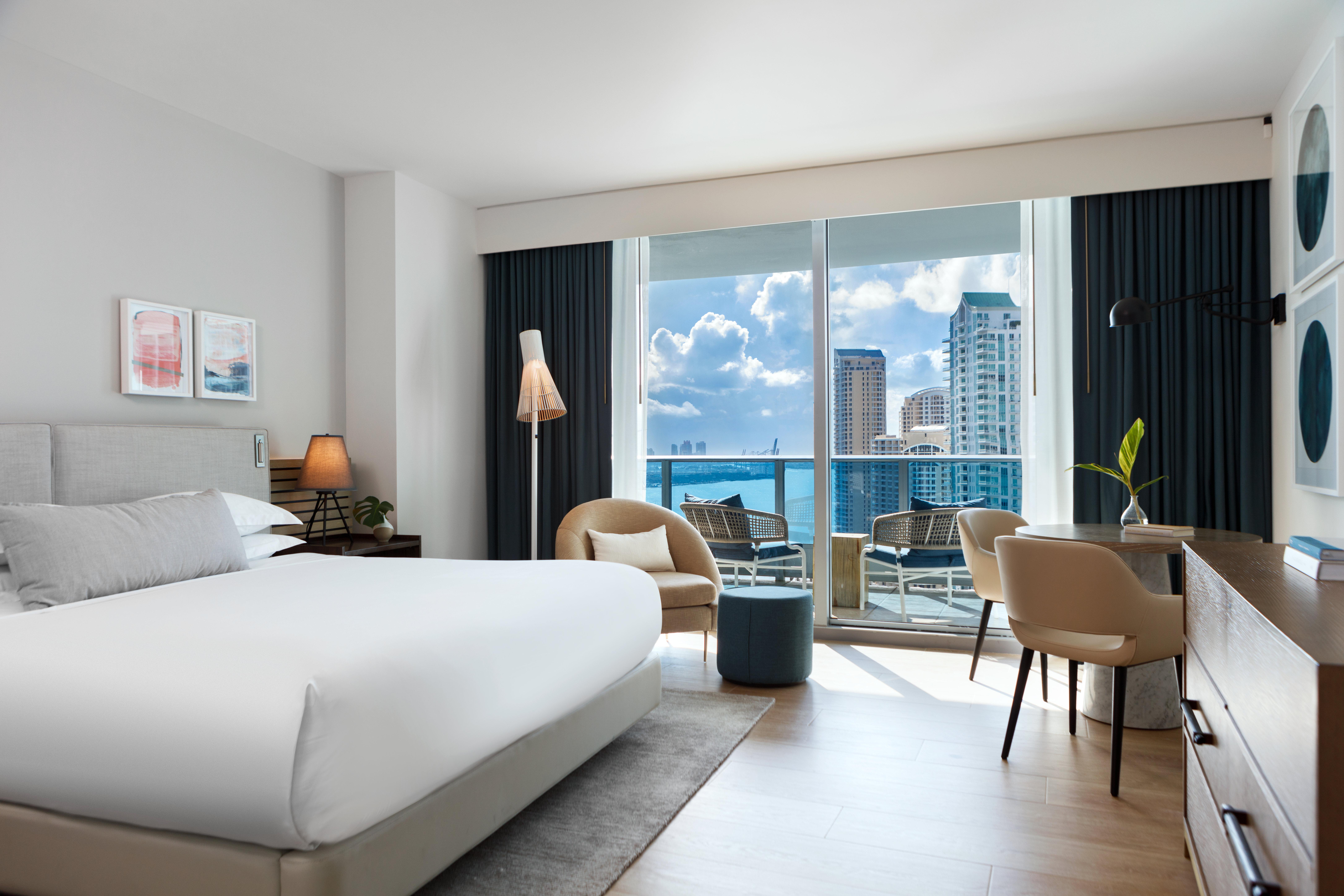 Kimpton Epic Hotel By Ihg Miami Exterior photo A guest room at the hotel
