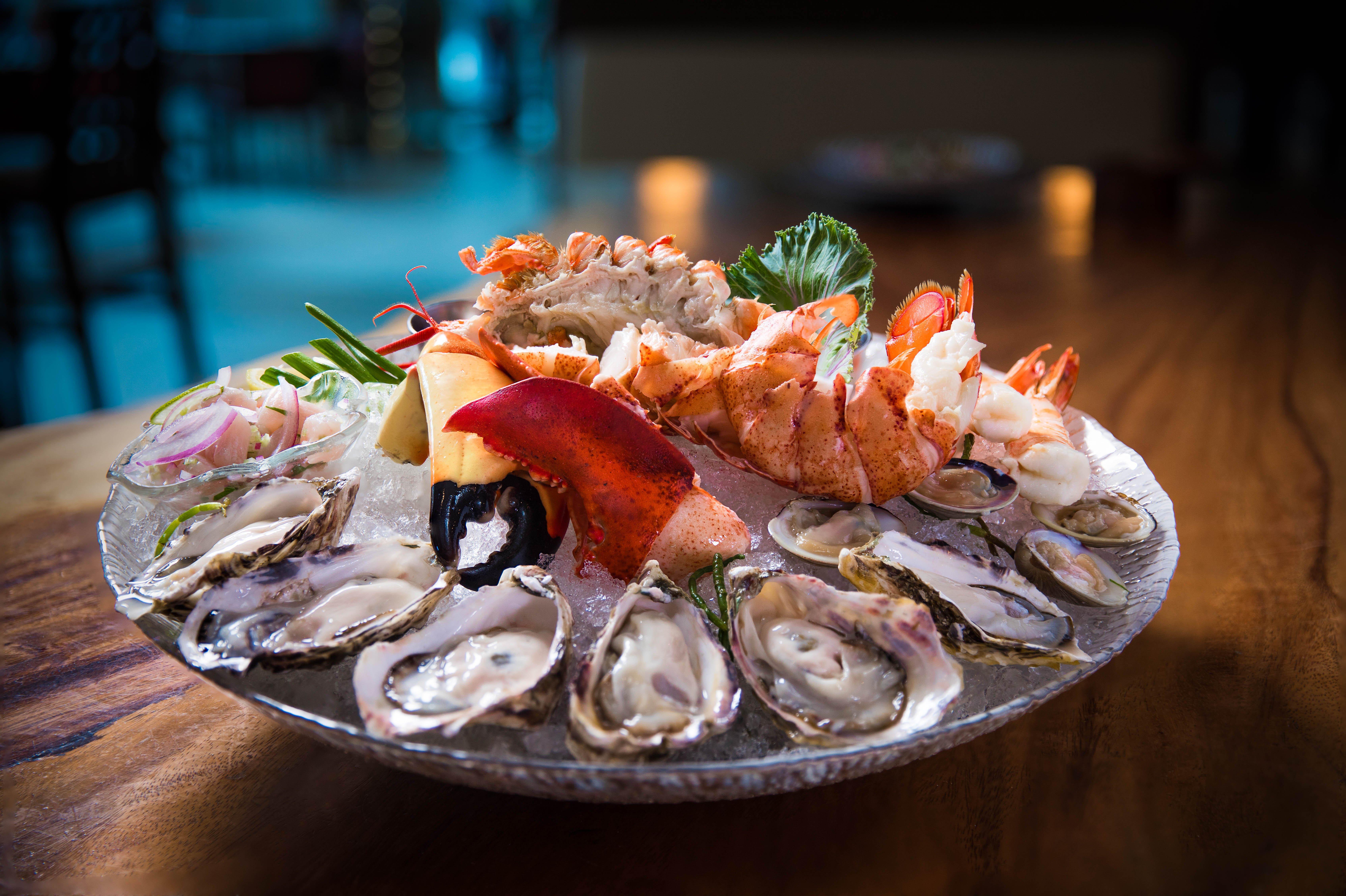 Kimpton Epic Hotel By Ihg Miami Exterior photo Seafood platter