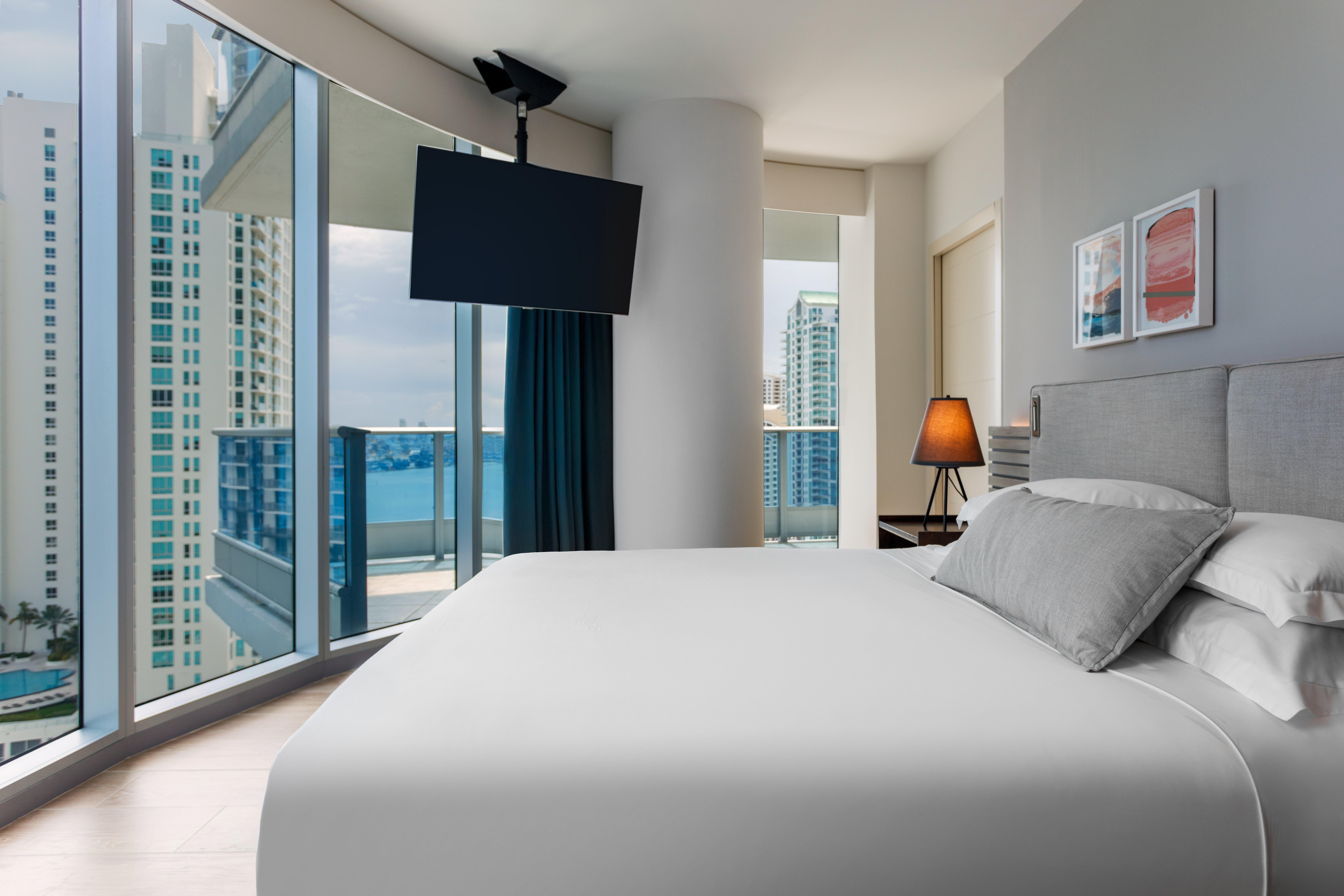 Kimpton Epic Hotel By Ihg Miami Exterior photo A bedroom at the hotel