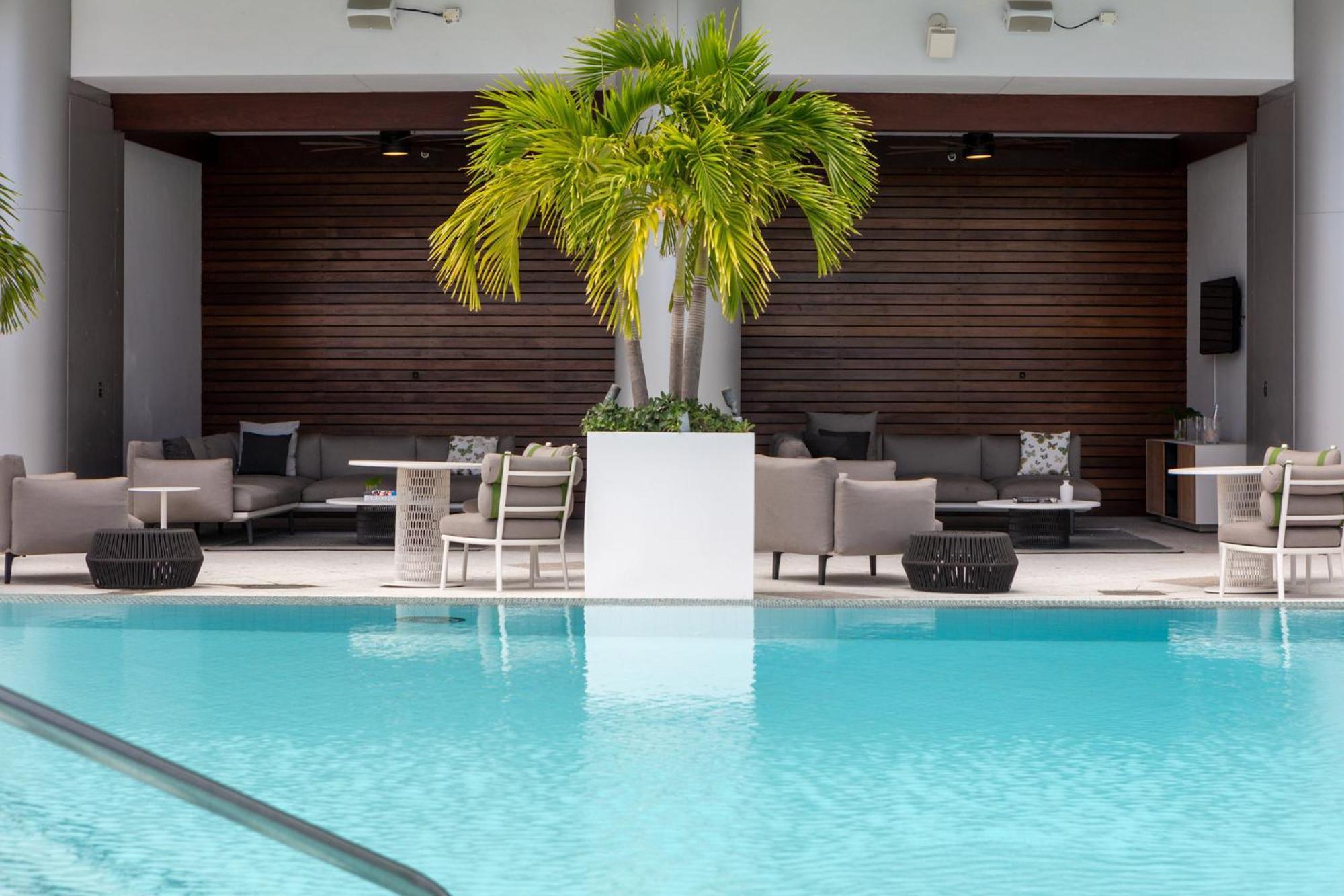 Kimpton Epic Hotel By Ihg Miami Exterior photo
